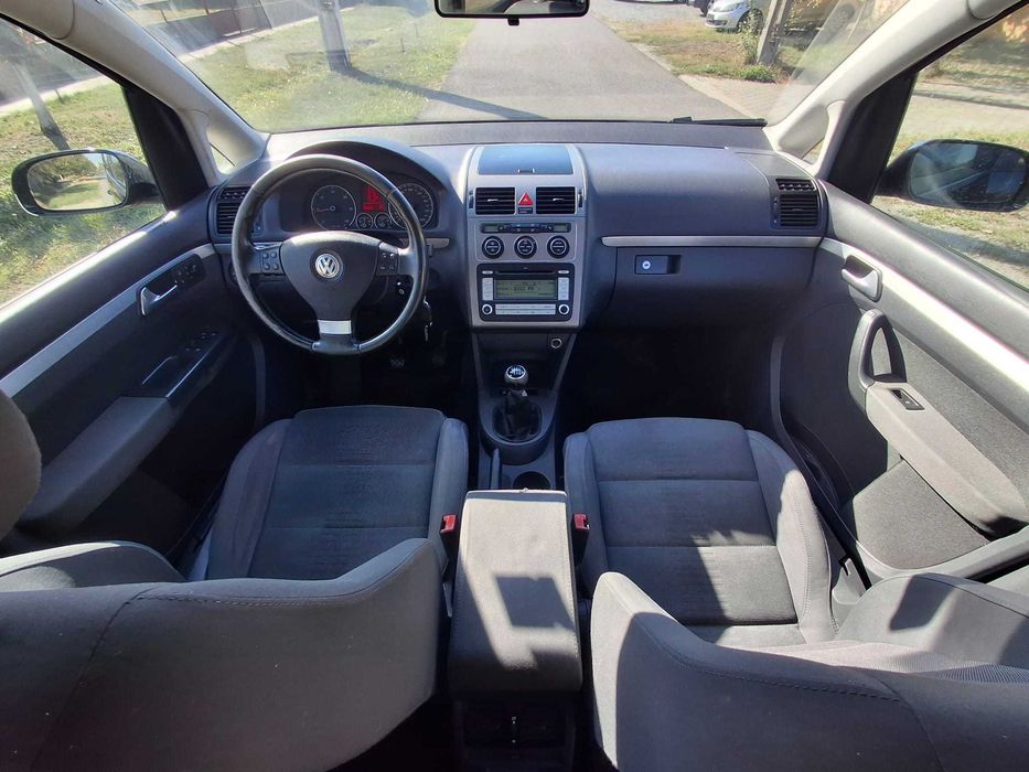 VOLKSWAGEN Touran 1.9 TDI / Climatronic / Incalzire scaune / Pilot