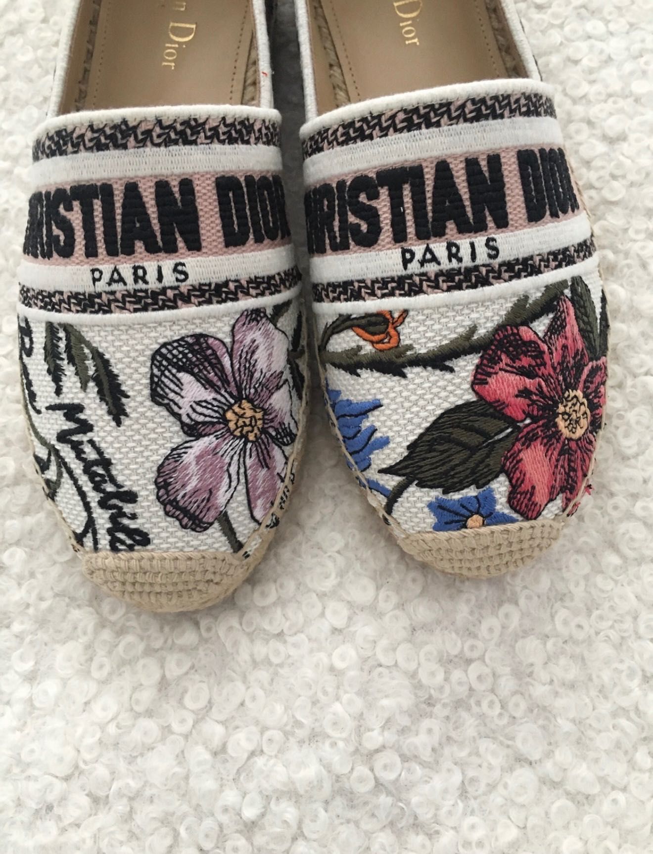 Нови еспадрили Dior