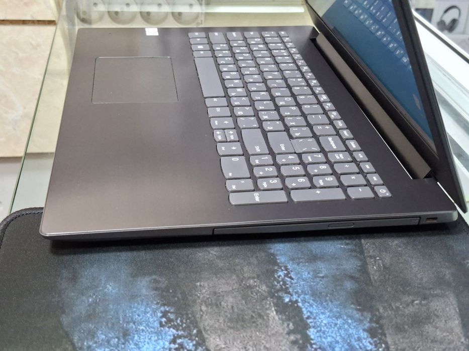 Lenovo ideapad сотилади
