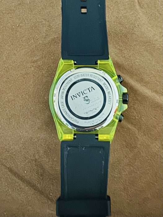 Часовник INVICTA-44377