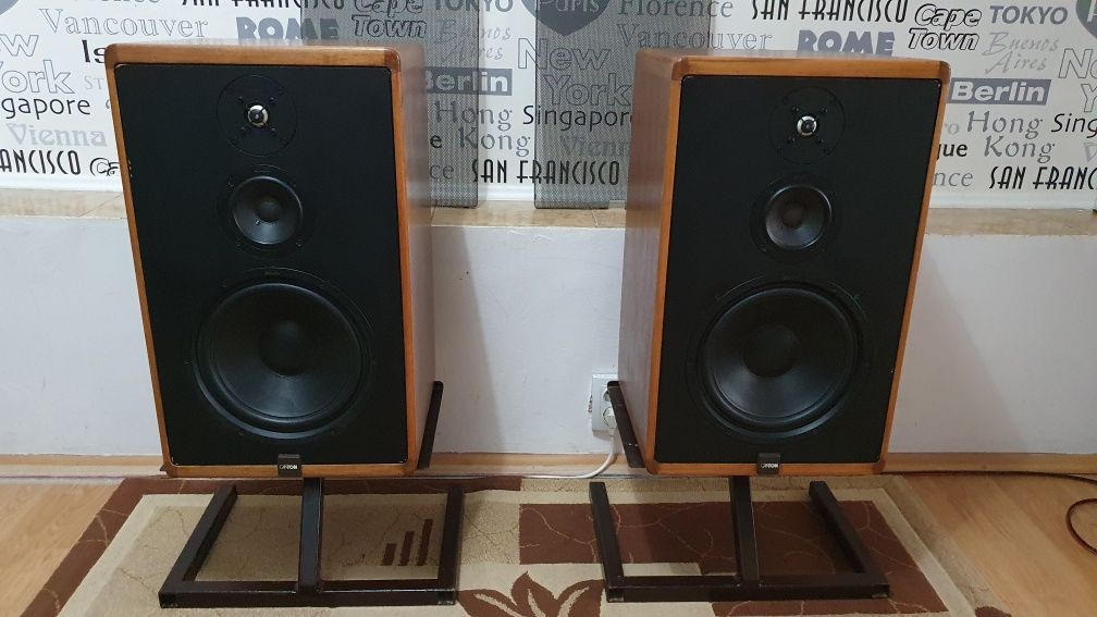 Onkyo Integra Toshiba 330 Onkyo Midi Canton