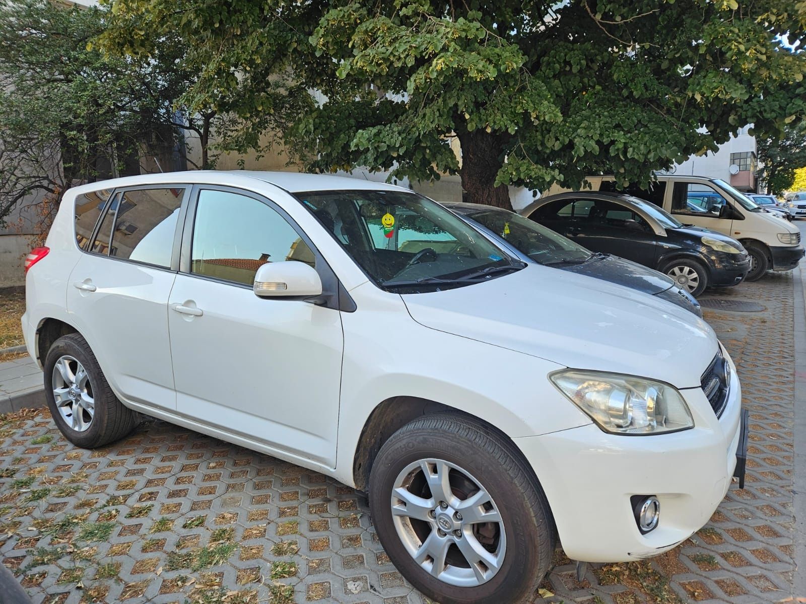 Toyota rav4 продава  личния автомобил