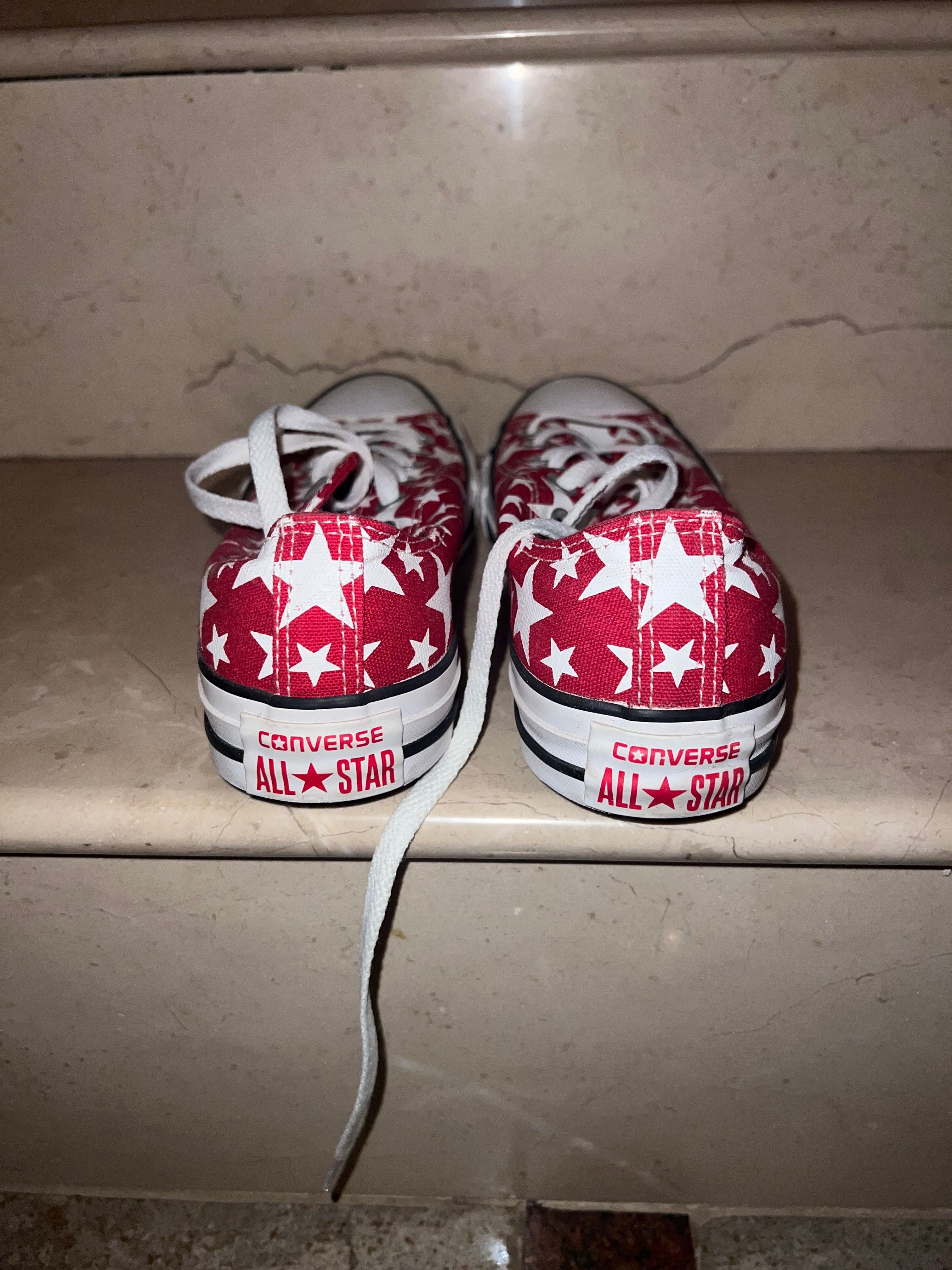 Adidasi Converse