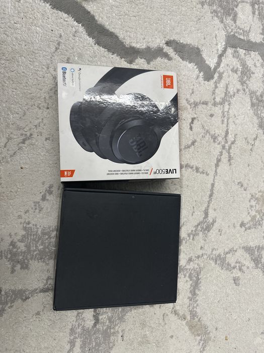 Jbl Live500BT безпроводной наушник