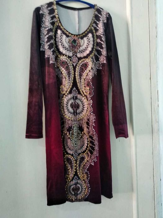 Ayollar ko'ylagi. Kuzgi -qishki. Kundalik va to'ybop.40 dan 46 gacha