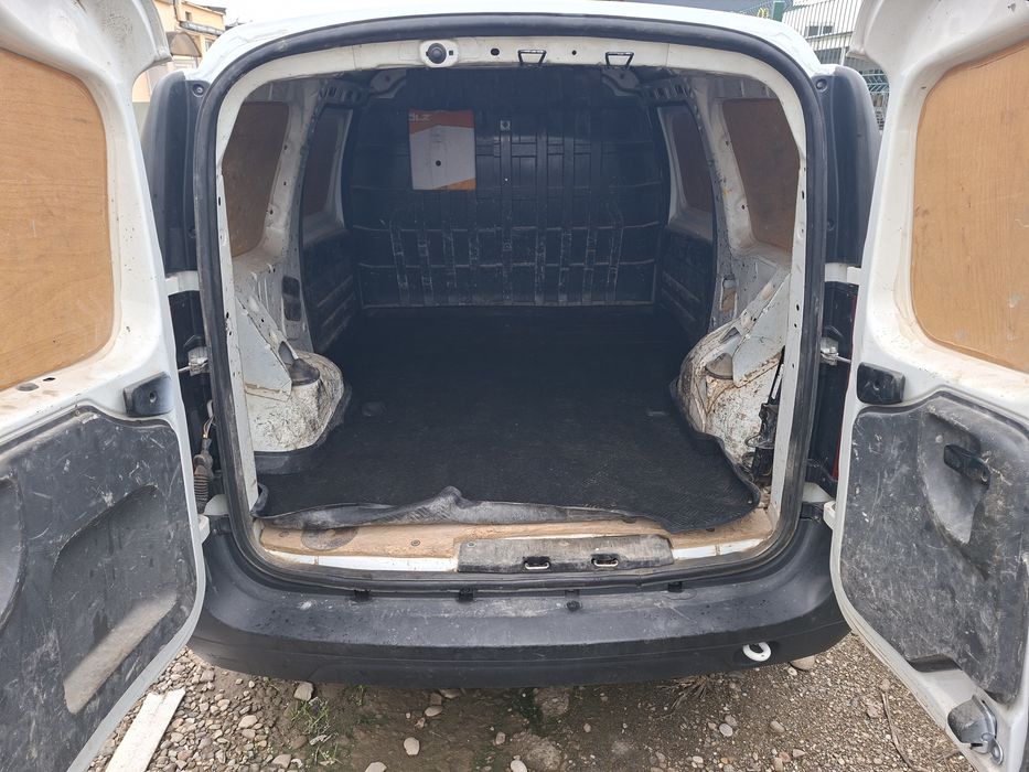 Logan  autoutilitara