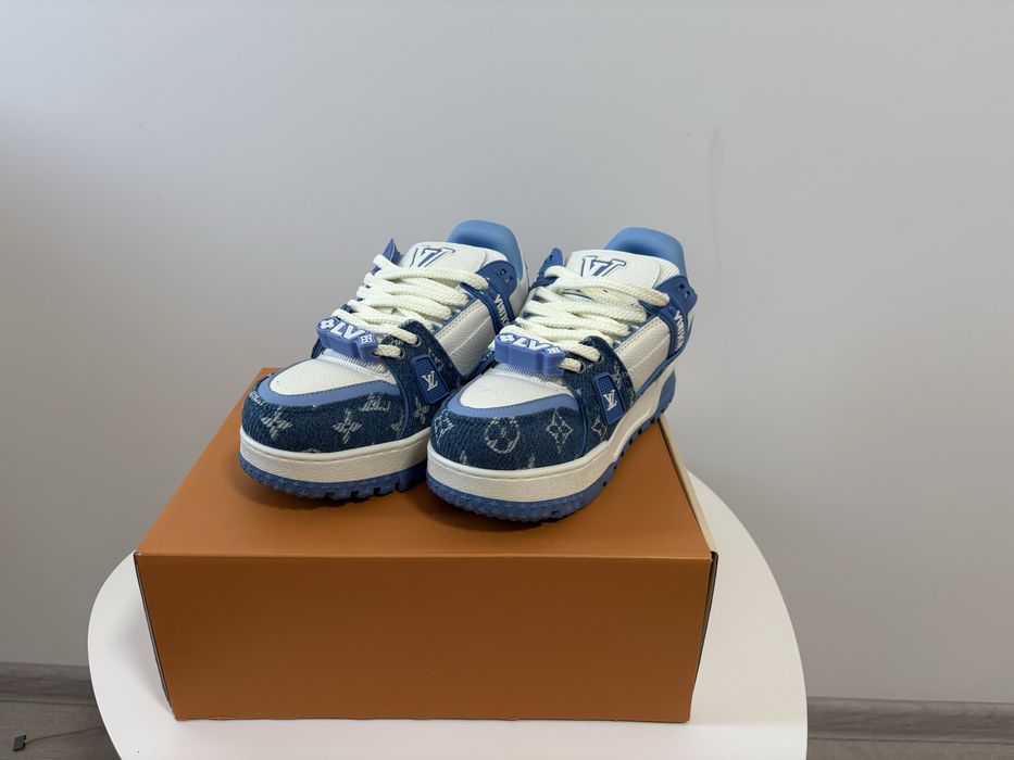 LV Maxi Trainer Marimea 42