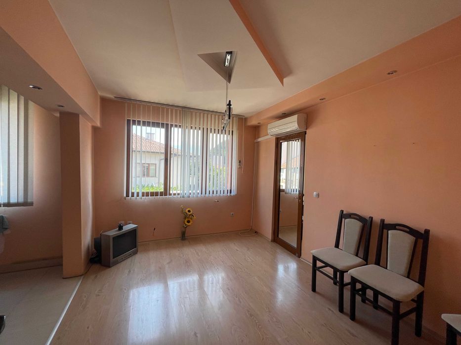 Продава се Тристаен апартамент в Благоевград, Широк център - 80 кв.м за 2188 €/кв.м - Снимка #3