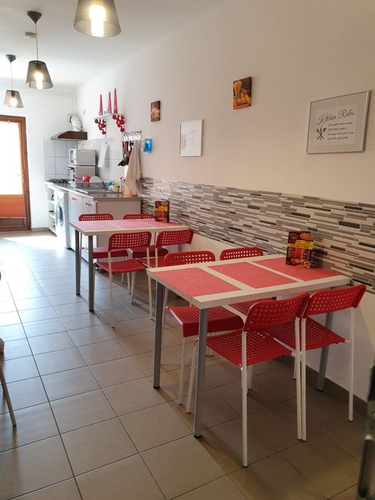 Constanta,vila turistica 5 camere ,2 apartamente ,clasificare 3 stele
