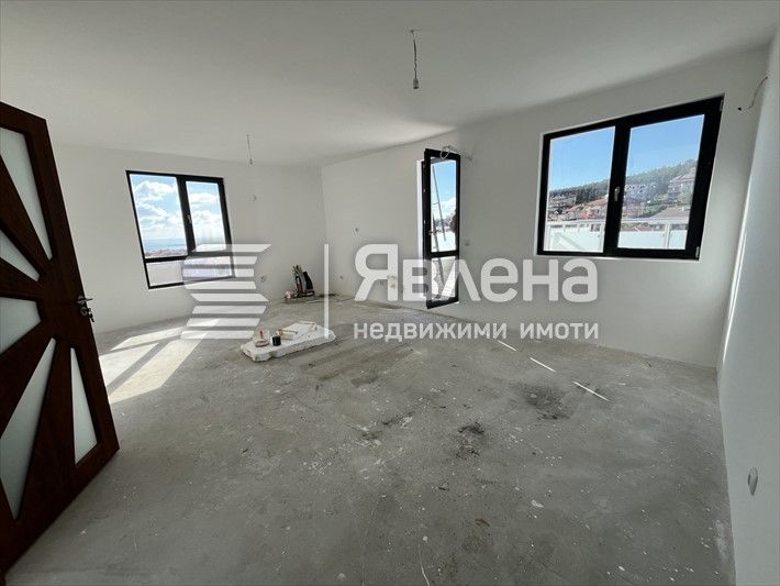 Продава се Двустаен апартамент в Варна, Виница - 75 кв.м за 1454 €/кв.м - Снимка #2