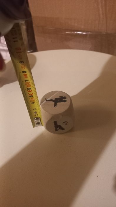 Зарче с различни еротични пози