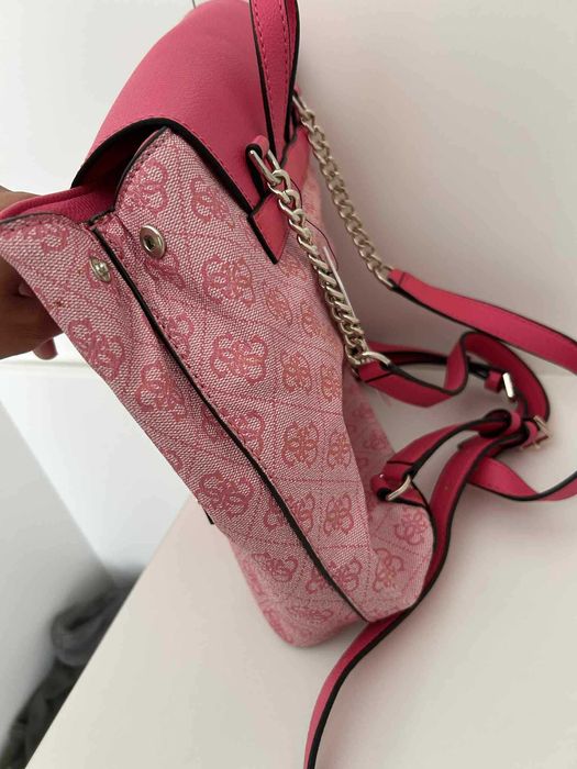 Чанта guess guess