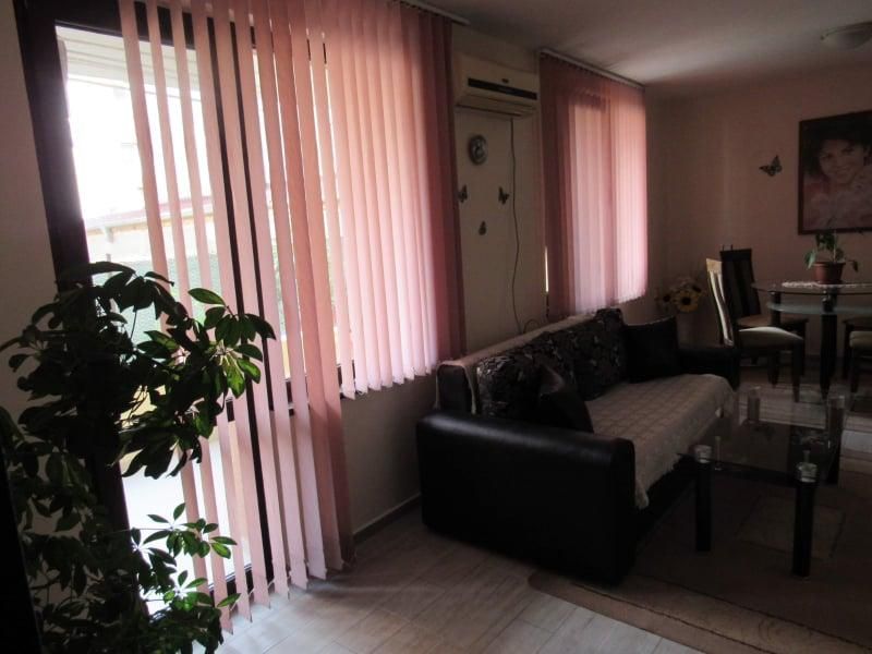 Дава се под наем Тристаен апартамент в Бургас, Сарафово - 94 кв.м за 408 € - Снимка #4