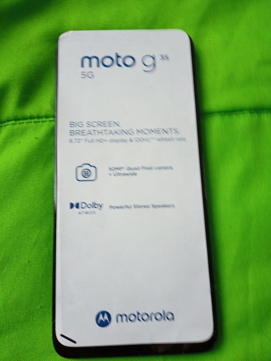 Чисто нов motorola 5G рам 256 / 8 + 4 камера 50 мегапиксела