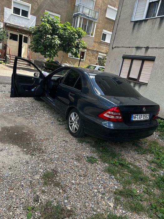 Mercedes Clasa C 2.2