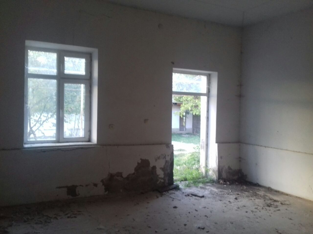 Продаётся чарвак  дача  бостонил