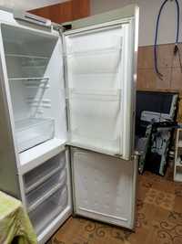 Уплотнительные резинки на холодильники бытовые и промышленные.