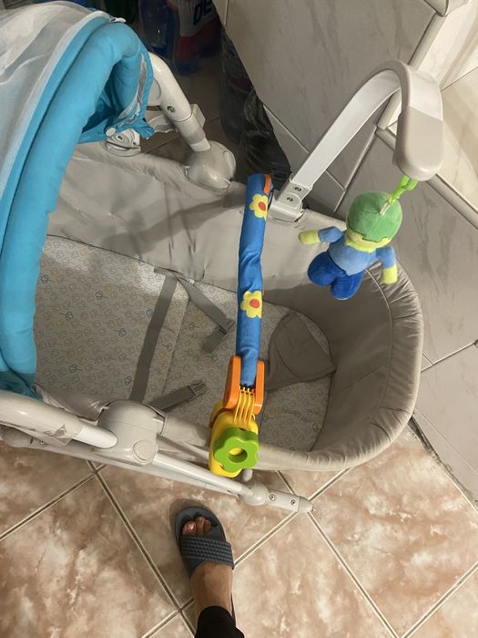 Шезлонг люлка Kinderkraft 5 в 1 синя