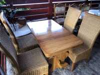Masa din lemn masiv cu 4 scaune rachita
