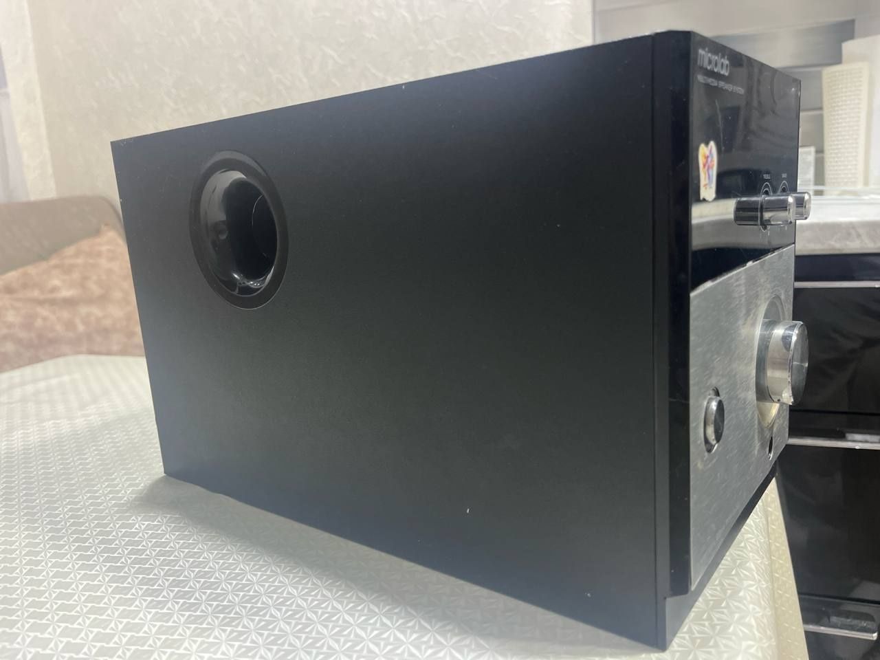 Microlab m880 ll