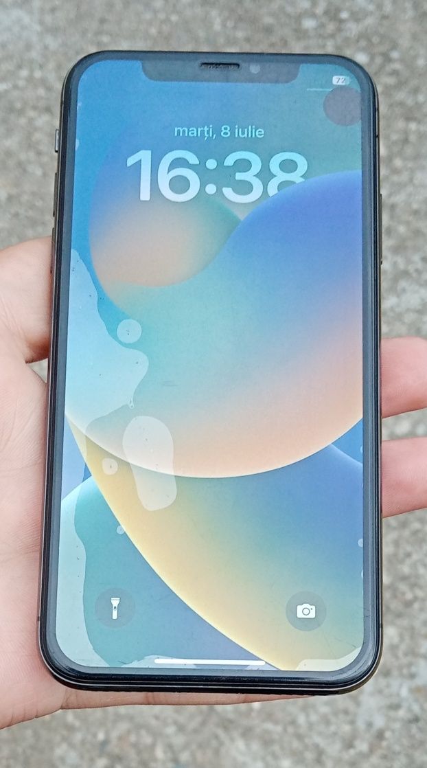 Vând Iphone X 64gb