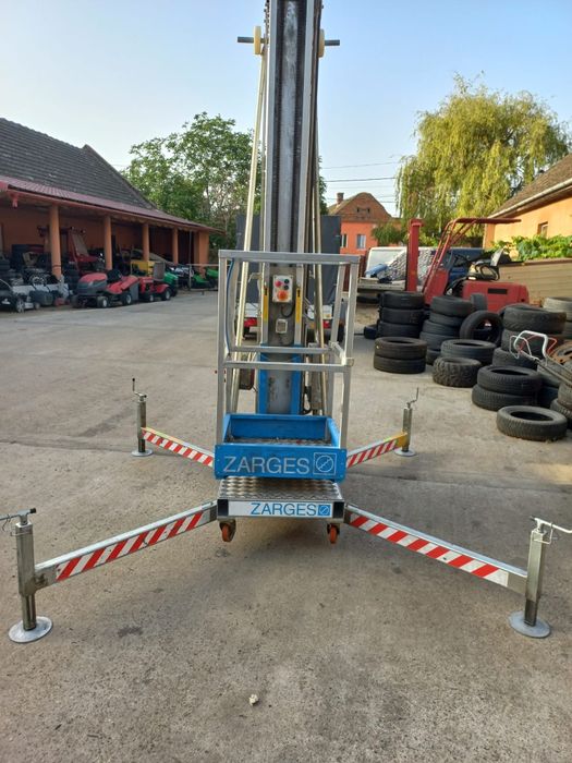 Vând  lift profesional