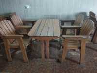 Столы и стулья для столовых.
