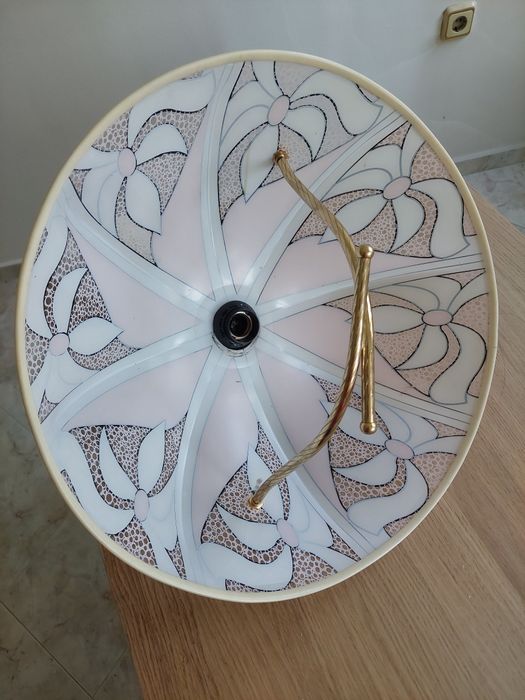 Осветително тяло за таван.