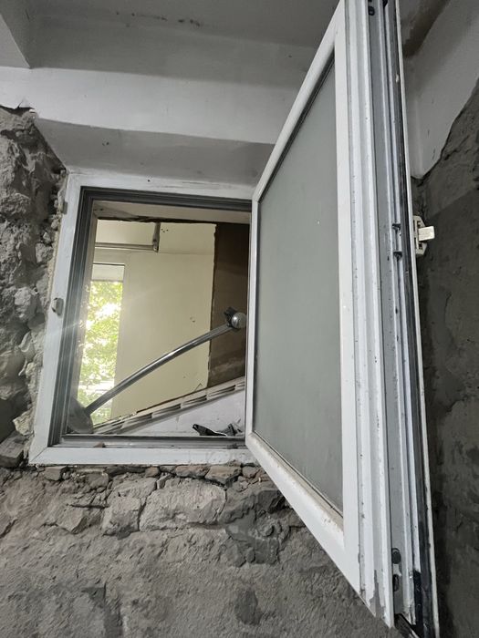 Ferestre termopan in stare foarte bună!
