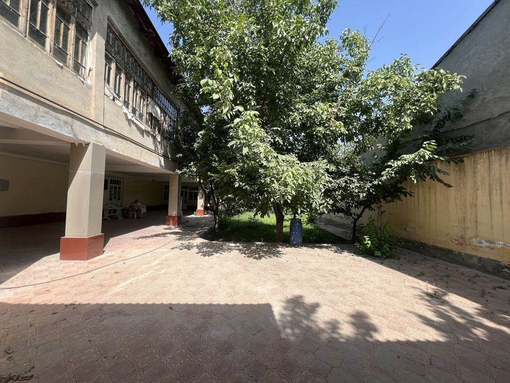 Продается дом 7 соток дешево в городе ( хазора)