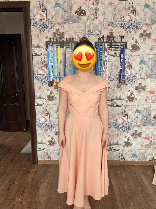 Продам вечернее платье в отличном состоянии