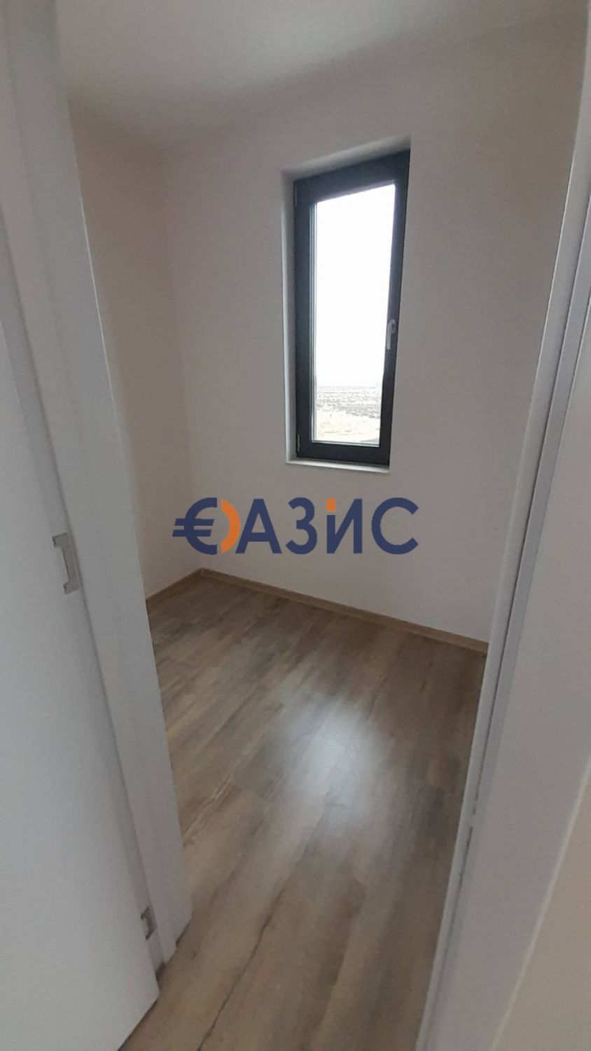 Къща с 2 спални в комплекс Victoria Avenue, 112 кв.м. + 200 кв.м. двор