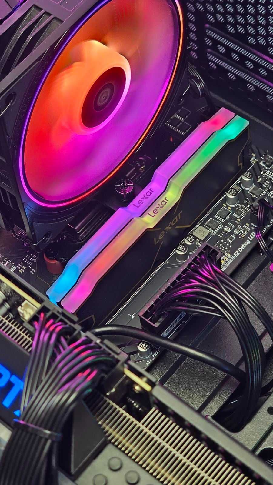 RTX 3080Ti 12GB/Ryzen 7-7700 /RAM 32GB /SSD 1TB/ Чисто Нов+Гаранция!