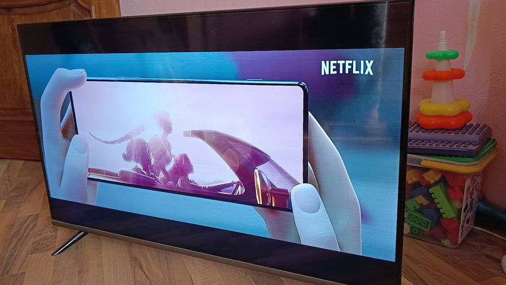 Продается телевизор Smart Tv