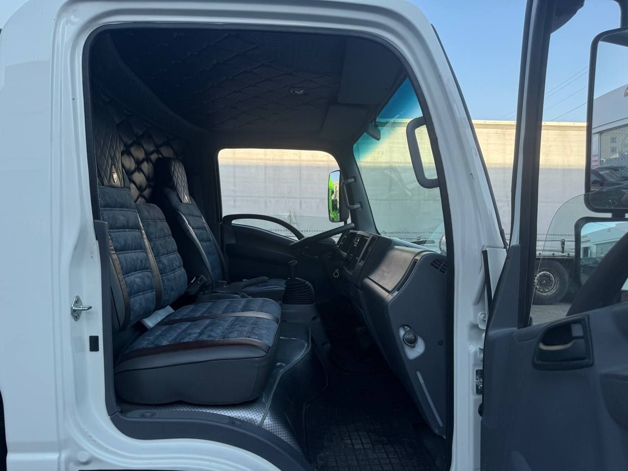 ISUZU yangi sotiladi 2024 yil Yurgan masofasi 1600 km
