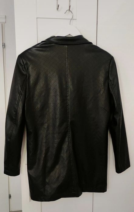 Geacă de piele neagră damă