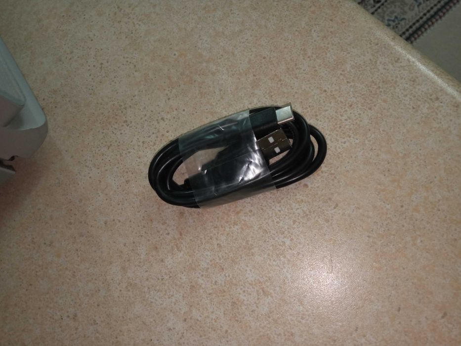 кабель для зарядки смартфона, планшета usb на тайп си.