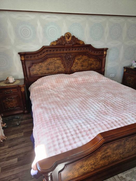 Продам спальную мебель
