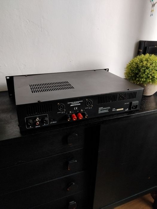 Vând amplificator putere