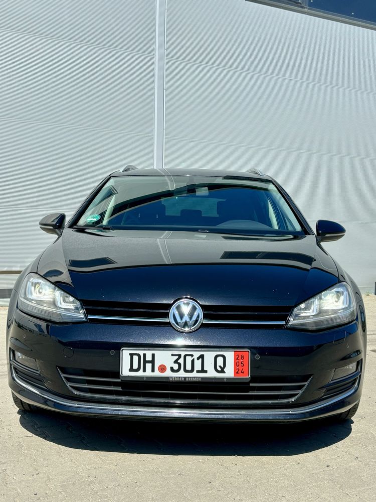 VW Golf 7 2.0 TDI Lounge/DSG/Faruri BiXenon/Climatronic/Navi