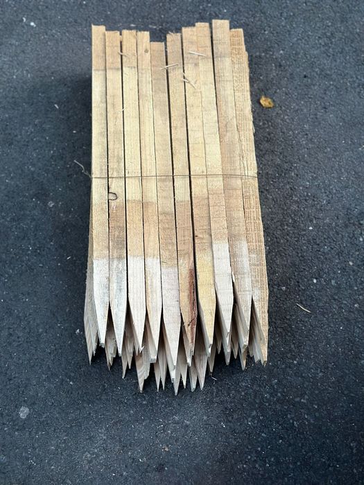 bețe din lemn, ascuțiti pe 4 fete, lungime 0.7M, 5*5cm, set 50 buc