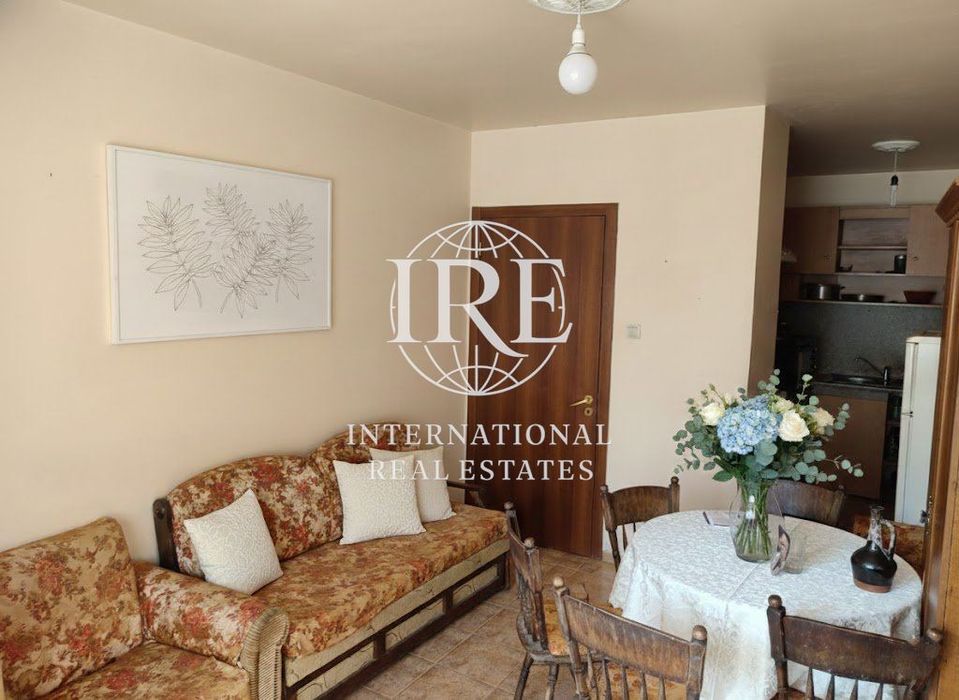 3-стаен в Варна-Колхозен пазар площ 65 цена 180000