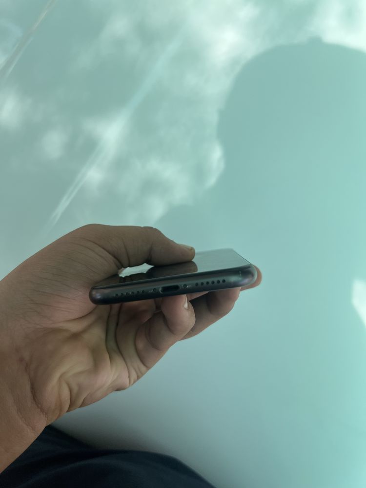 iphone 11 srochna sotiladi