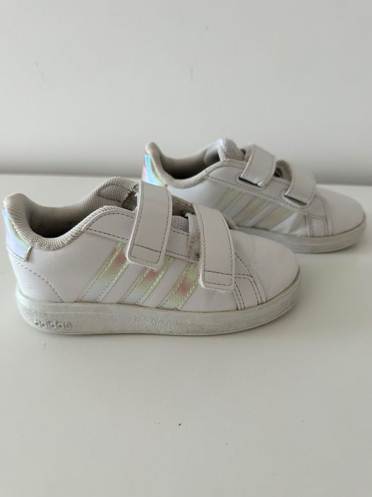 Маратонки за момиче