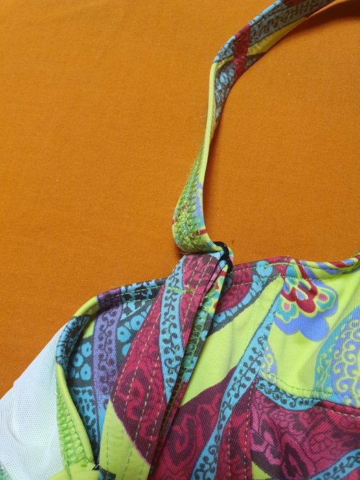 Costum de baie multicolor,  nou-nouț