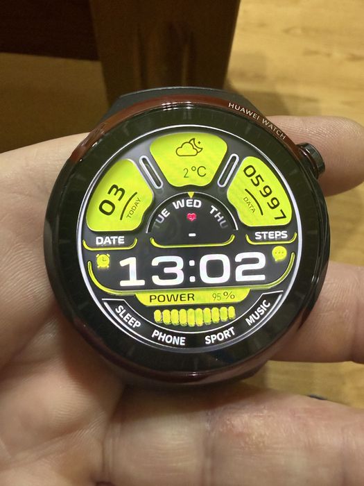 Huawei Watch 4 Pro Space Edition