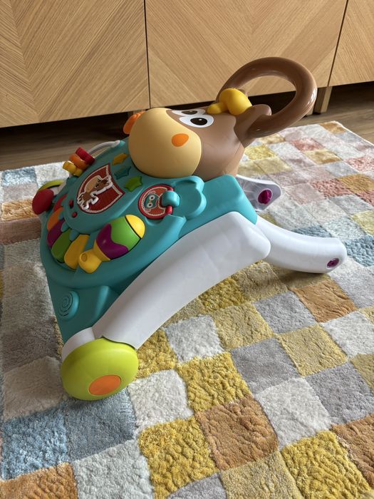 Antemergator si centru/masa de activitati B-Kids Calut