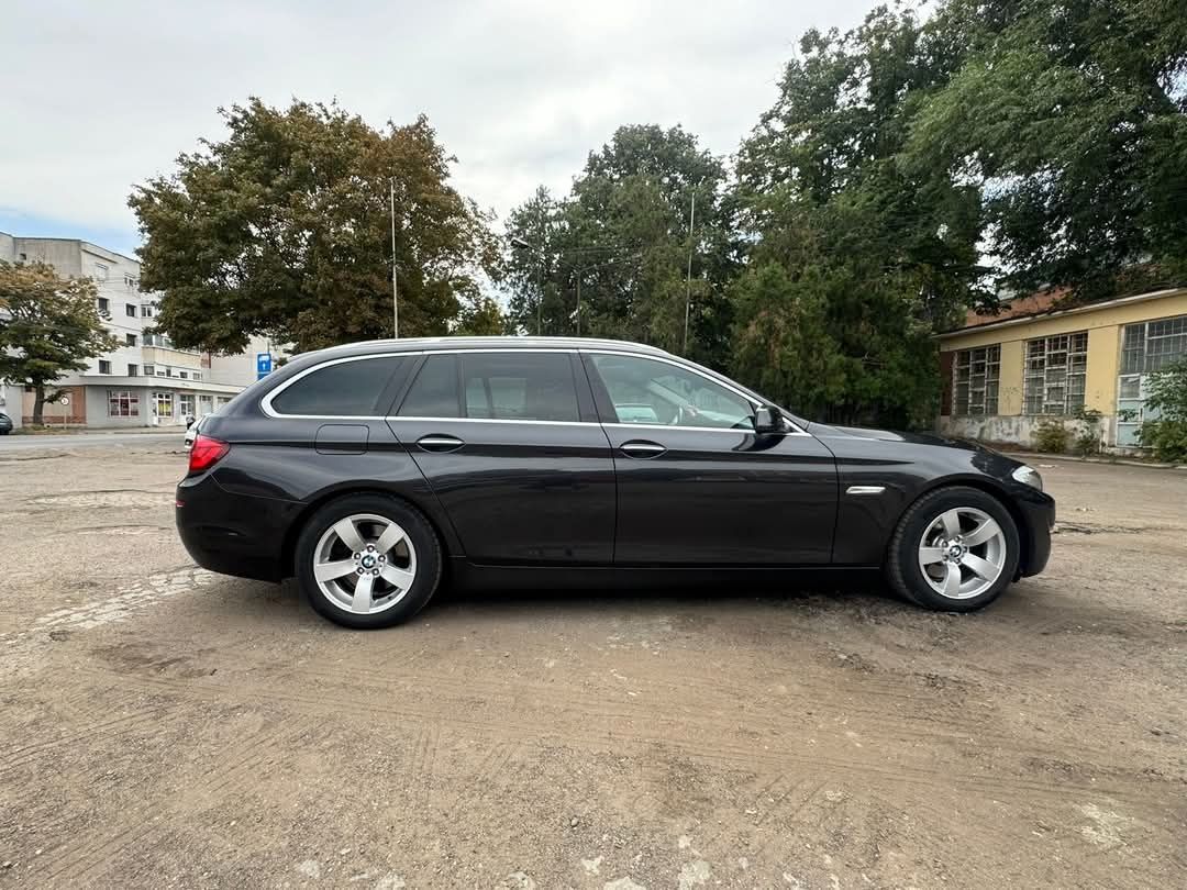 BMW seria 5 f11 vand / schimb cu moto sau atv sau ceva sportiv berlina