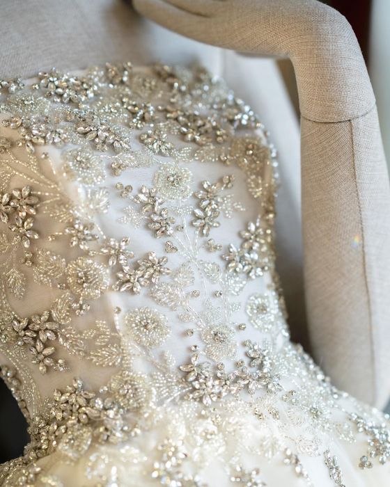 Продам свадебное платье со Swarovski ми камнями