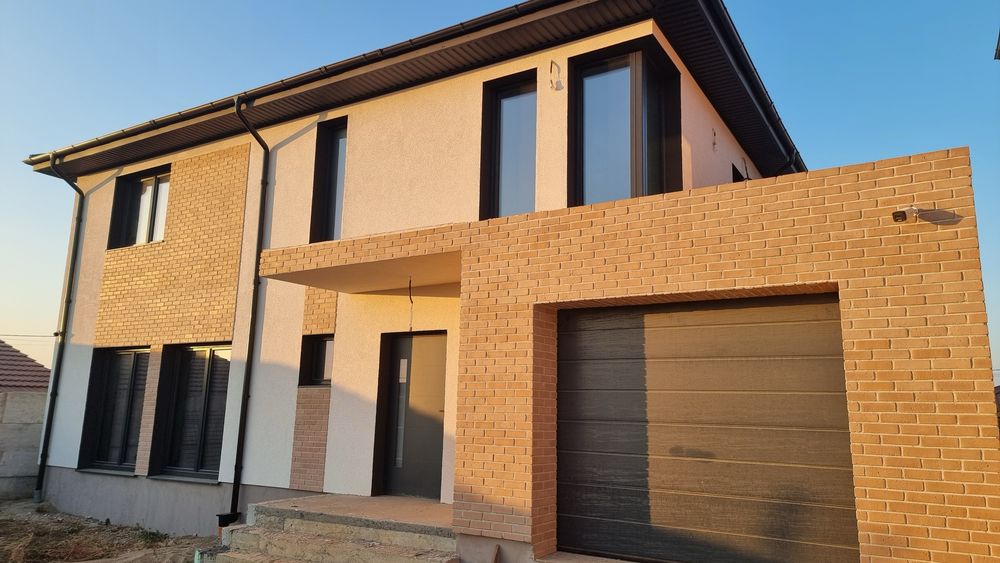 Coame gard capace stalpi palarii caramida aparenta boltari piatra